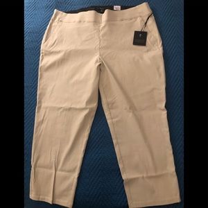 SIMPLY VERA Modern Twill CAPRI.  XL.  NWT